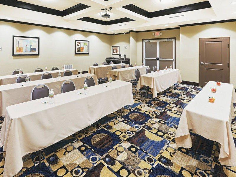 La Quinta By Wyndham Houston Energy Corridor Hotel Facilities photo